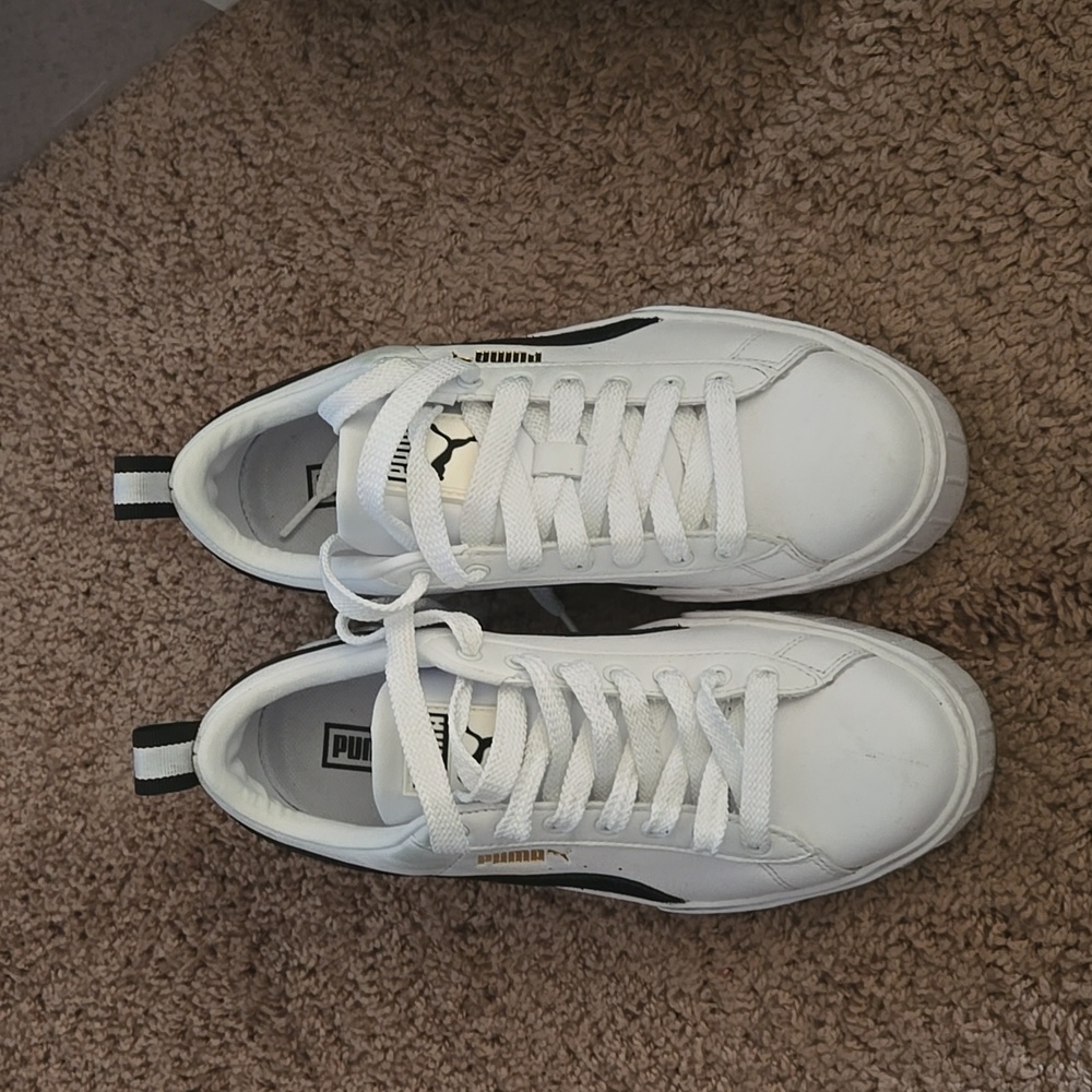 Low top platform puma